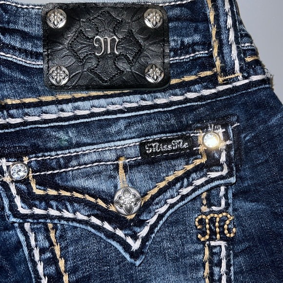 ❤️NWT MISS ME SIGNATURE BOOTCUT JEANS 27 - Picture 15 of 15